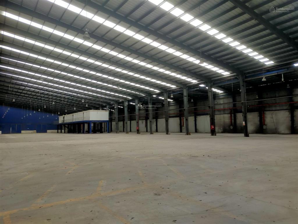 ### bán xưởng dt 12.300m đức hòa long an