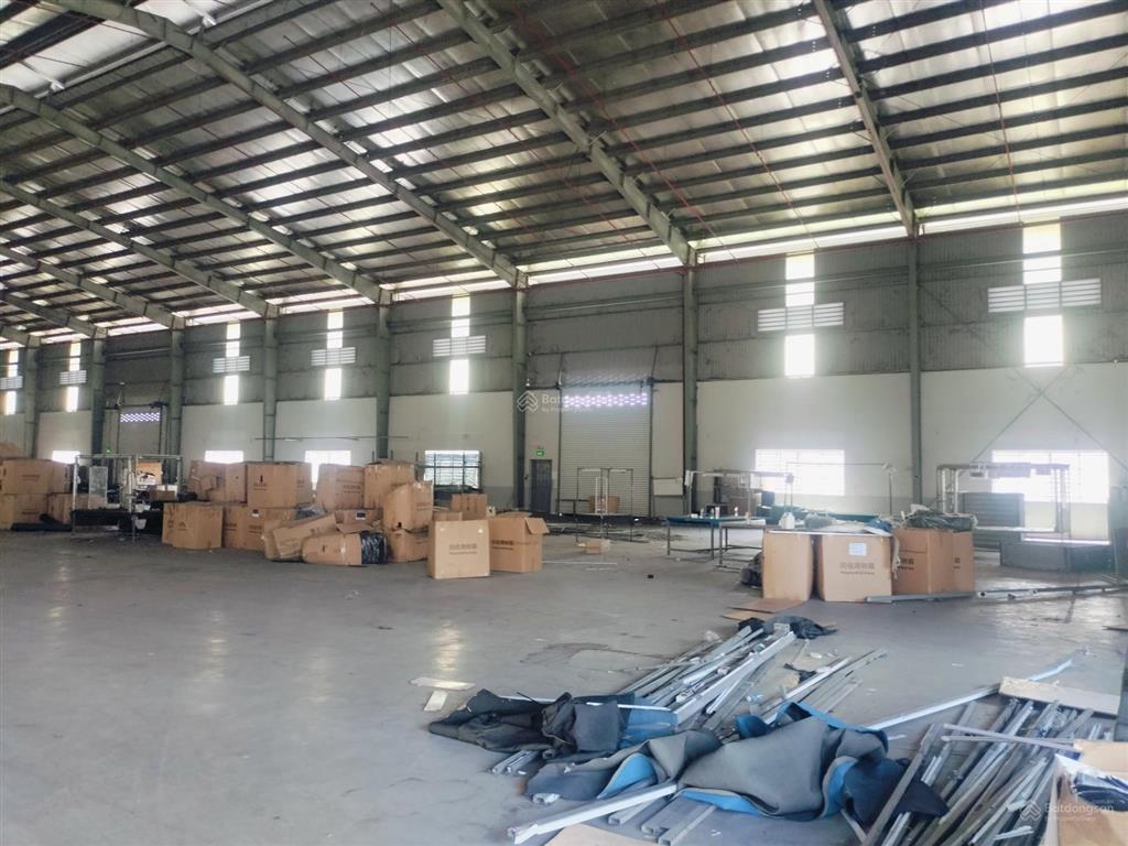 Cho thuê xương dt 7500m kcn đức hoà long an
