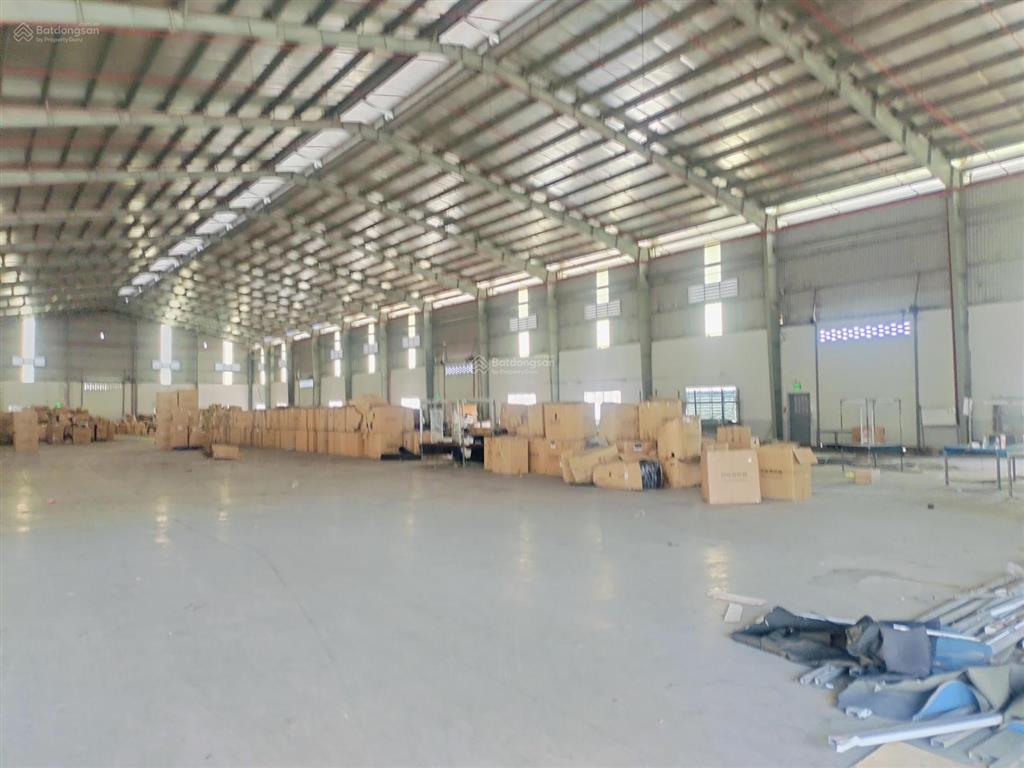 Cho thuê xương dt 7500m kcn đức hoà long an