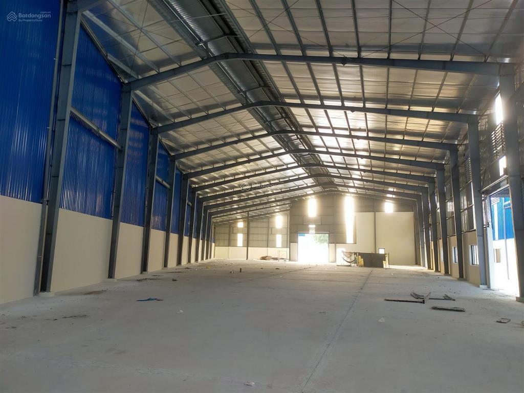 Hàng hiếm. bán xưởng dt 2000m kcn hoàng gia xuyên á uc hoà long an