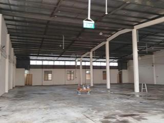 Bán xưởng sản xuất dt 1100m2 hóc môn giá rẻ