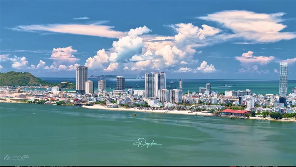 Cho thuê căn hộ 2pn + 1pn + 3pn phú tài residence  view đẹp, full nội thất xịn