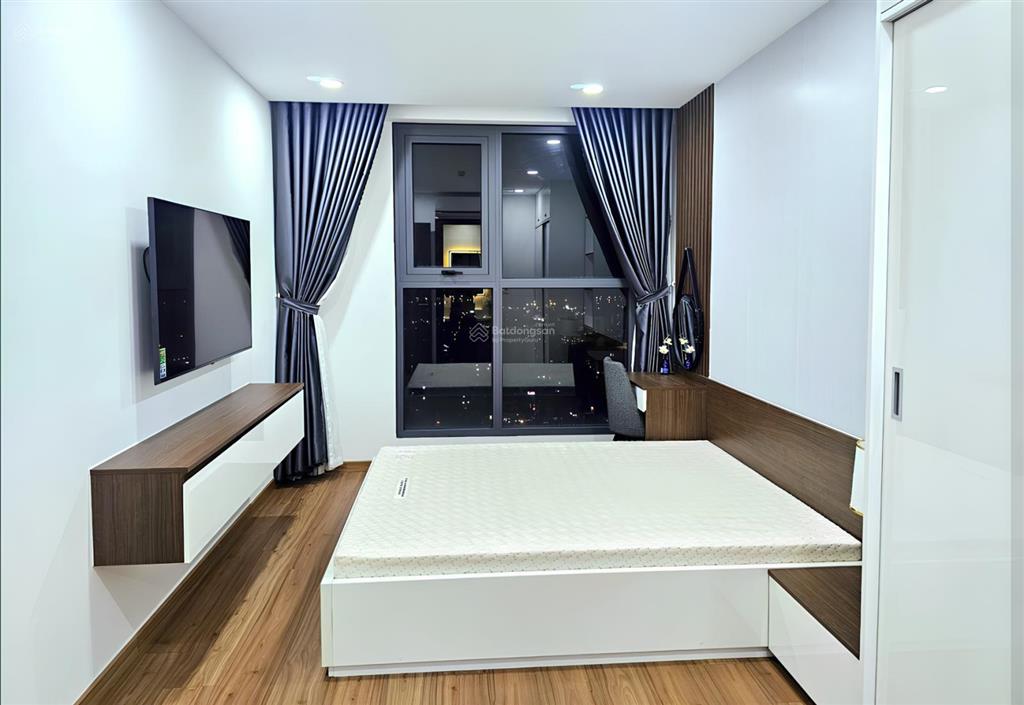 Cho thuê căn hộ 2pn + 1pn + 3pn phú tài residence  view đẹp, full nội thất xịn