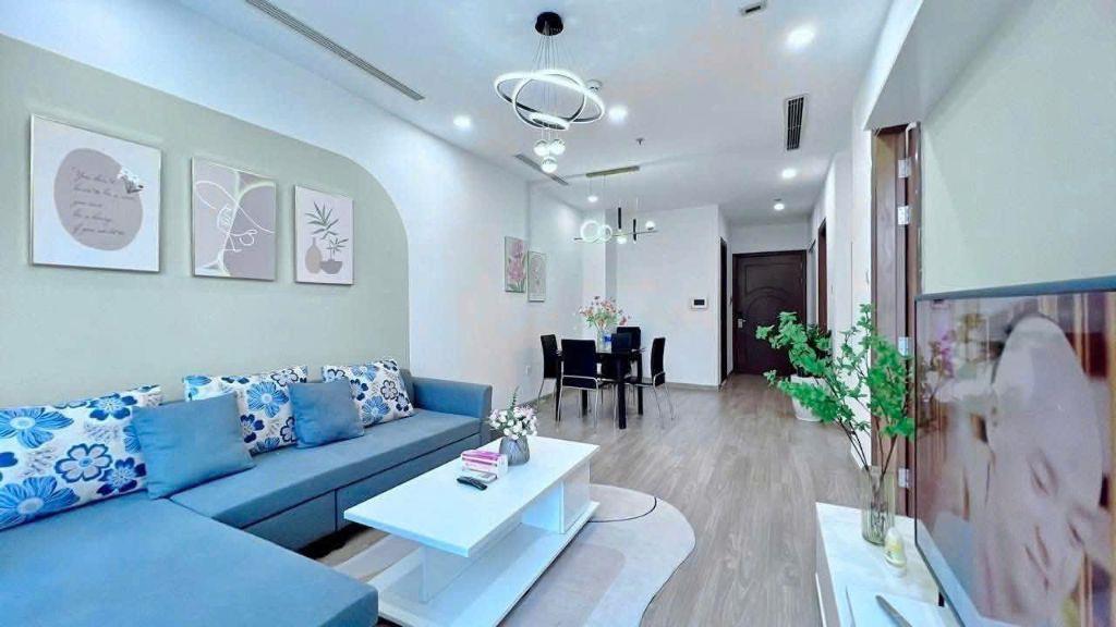 Bán chung cư N04B Ngoại Giao Đoàn quận Bắc Từ Liêm – DT 135m2 – Full đồ cao cấp.