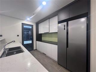 Bán gấp căn hộ chung cư cao cấp Ngoại Giao Đoàn – DT 130m2 – Căn góc 3PN.