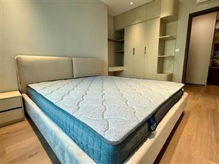 Bán chung cư Khu đô thị Ciputra – 4 phòng ngủ - Giá chỉ 9 tỷ 5 – Sổ lâu dài.