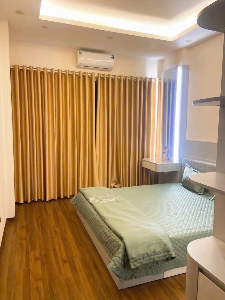 Bán gấp căn hộ chung cư Ngoại Giao Đoàn - DT 76m2 ( 2PN) – Giá chỉ hơn 7 tỷ.