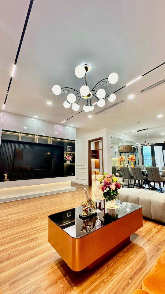 Bán gấp căn hộ chung cư Ngoại Giao Đoàn – DT 76m2 ( 2PN) – Giá chỉ hơn 7 tỷ.