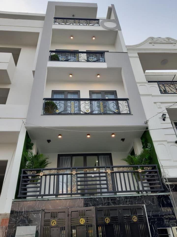 Bán nhà đẹp ngõ 401 Xuân Đỉnh – 5 tầng – thang máy – giá 8,8 tỷ.