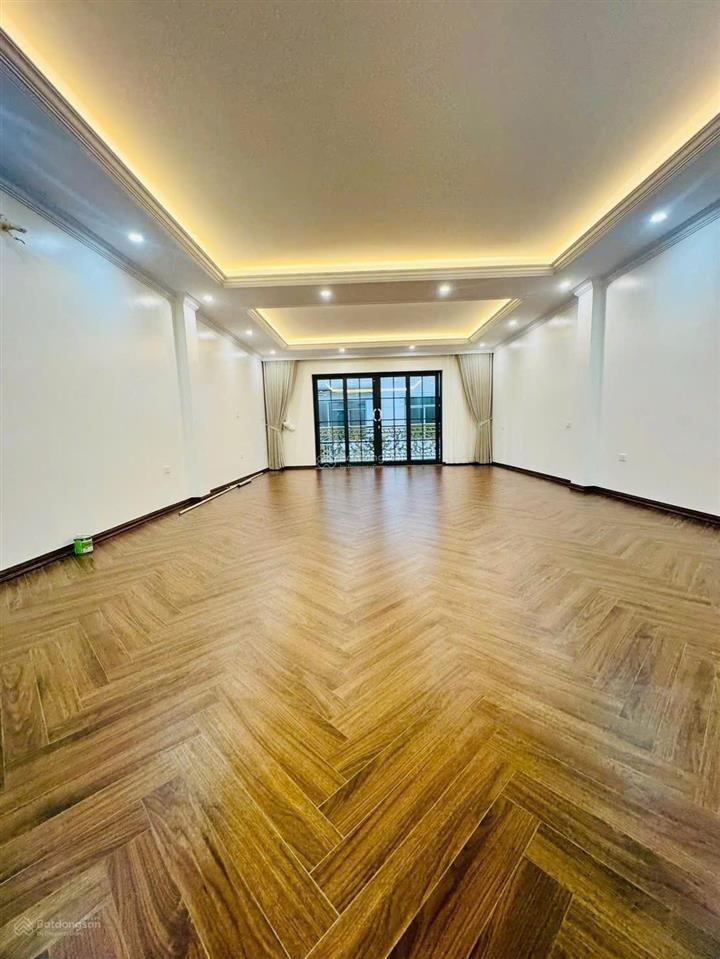 Bán gấp nhà phân lô linh đàm  dt 60m2  7 tầng  mặt tiền 7,3 mét  vỉa hè  giá 25 tỷ