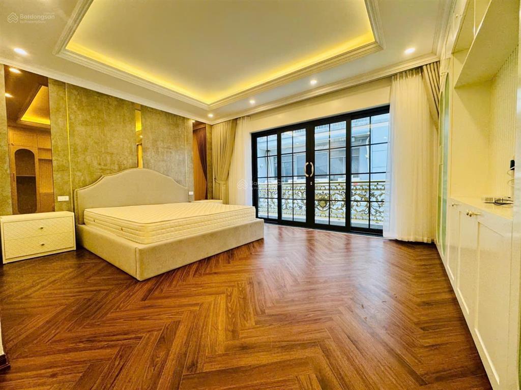 Bán gấp nhà phân lô linh đàm  dt 60m2  7 tầng  mặt tiền 7,3 mét  vỉa hè  giá 25 tỷ