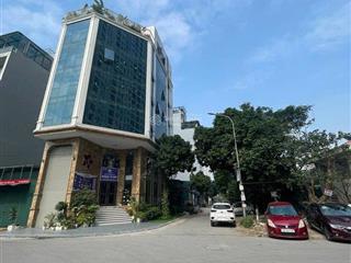Bán gấp đất đấu giá tứ hiệp  dt 84 m2, mt 6 mét, vỉa hè, trục chính, giá 23,8 tỷ
