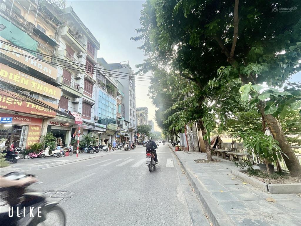 Siêu hiếm nhà mặt phố kim giang  dt 65 mét  3 tầng  lô góc  vỉa hè  giá 24,5 tỷ