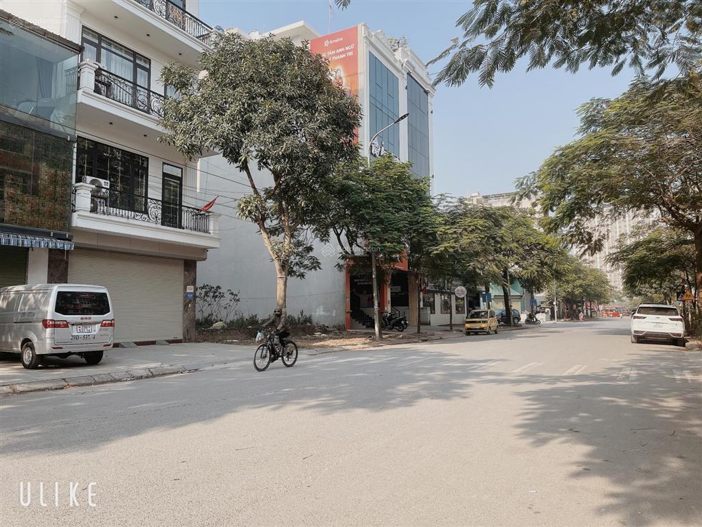 Siêu hiếm đất đấu giá tứ hiệp  dt 84 mét  mặt tiền 6 mét  vỉa hè  giá 19,1 tỷ
