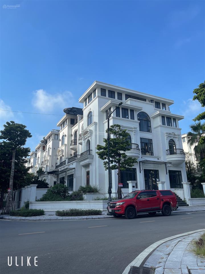 Bán biệt thự louis city hoàng mai  dt 275 mét  5 tầng  mt 12 mét  giá 65 tỷ