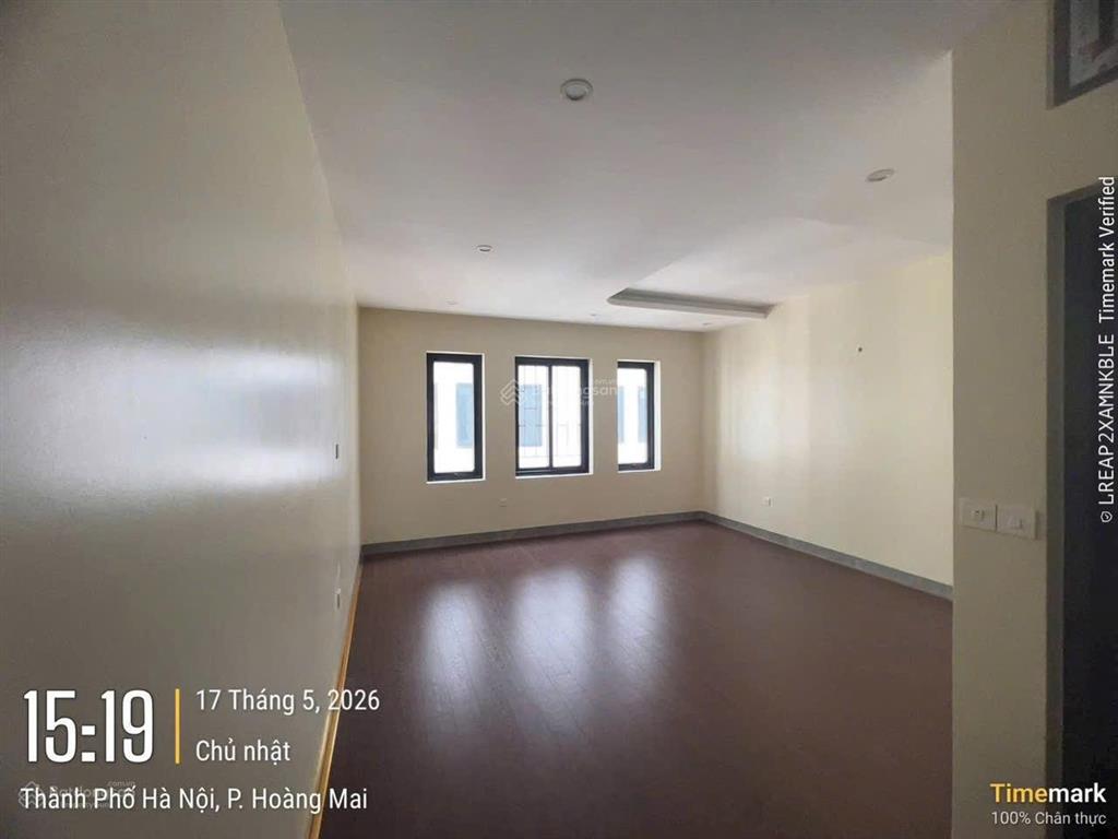 Siêu hiếm liền kề louis city  dt 112 mét/ 5 tầng/ thang máy / giá 33 tỷ