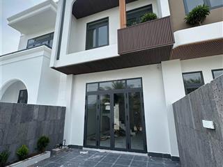 Nhà 1 trệt 1 lầu hiện đại  sổ hồng riêng ngay sân golf long thành, tp. biên hoà