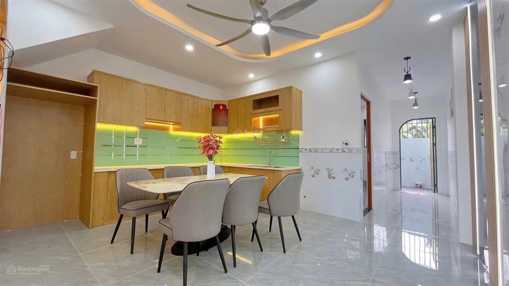 Chủ hạ giá 200 triệu bán nhà gác lửng mới xây gần trung tâm biên hòa