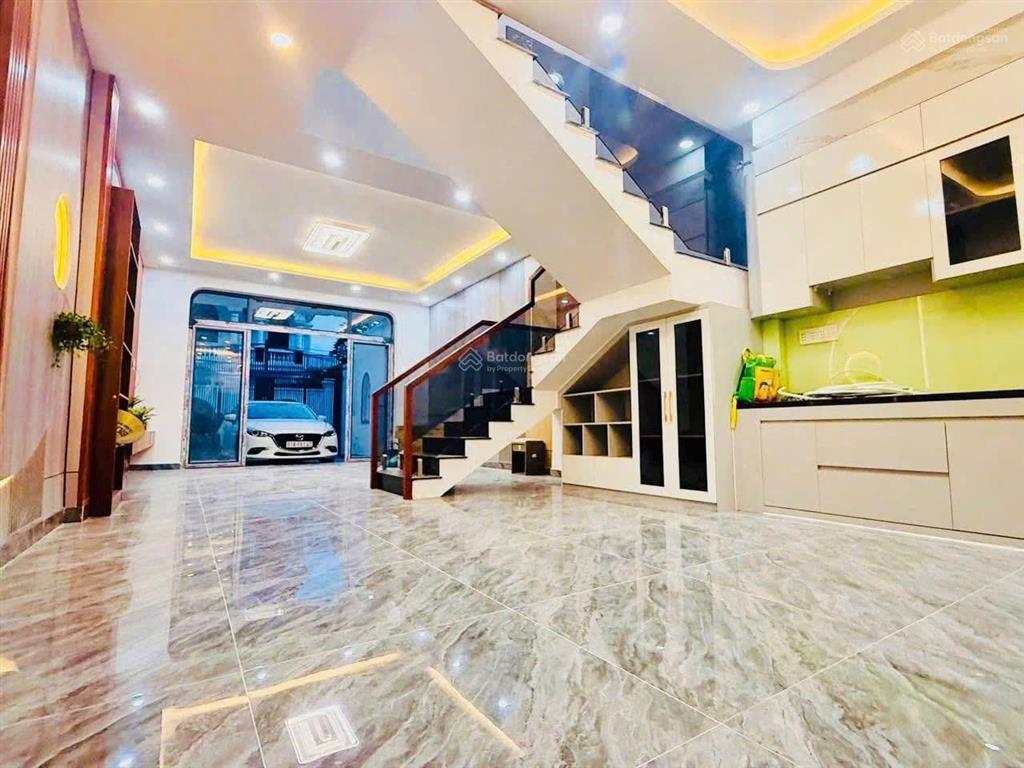 Bán nhà trả góp chỉ với 700 triệu ngay cổng 11 p.phước tân, nhà có gpxd và hoàn công