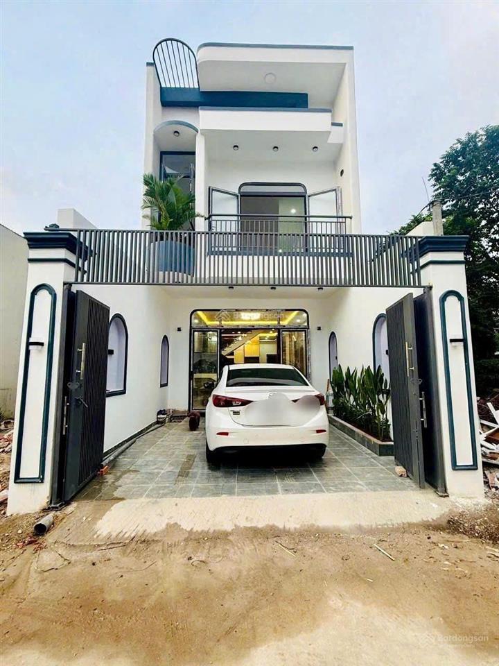 Bán nhà trả góp chỉ với 700 triệu ngay cổng 11 p.phước tân, nhà có gpxd và hoàn công