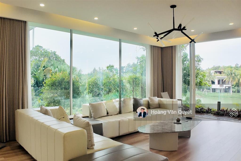 Biệt thự lx 300m² mặt hồ flamingo đại lải ở cực ít đồ mới tinh sổ lâu dài giá 2x tỷ.  0962 202 ***