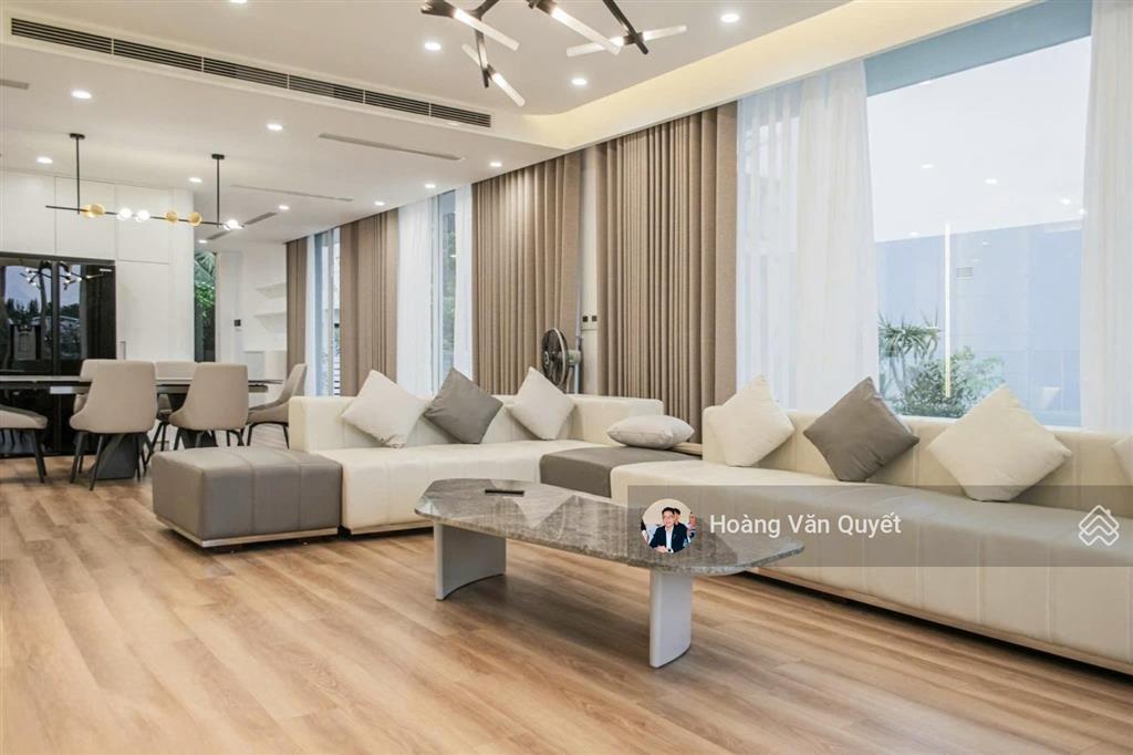 Biệt thự lx 300m² mặt hồ flamingo đại lải ở cực ít đồ mới tinh sổ lâu dài giá 2x tỷ.  0962 202 ***