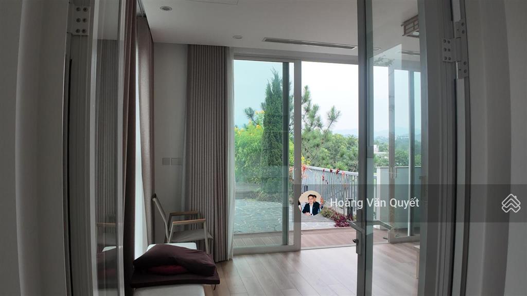 Biệt thự lx 300m² mặt hồ flamingo đại lải ở cực ít đồ mới tinh sổ lâu dài giá 2x tỷ.  0962 202 ***