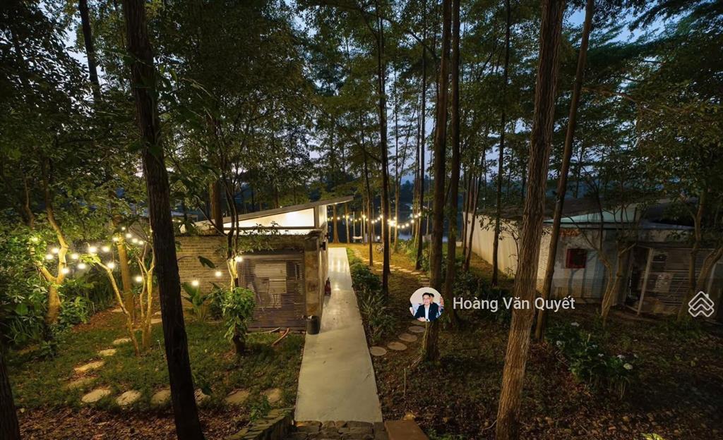 Bán biệt thự mặt hồ bách thanh 140m2 full nội thất view đẹp đỉnh kèm sân vườn 3.8 tỷ  0962 202 ***