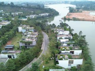 Bán biệt thự xây thô 250m2 mặt hồ venus resort thêm đất mở rộng 200m2 chỉ 12 tỷ.  0962 202 ***