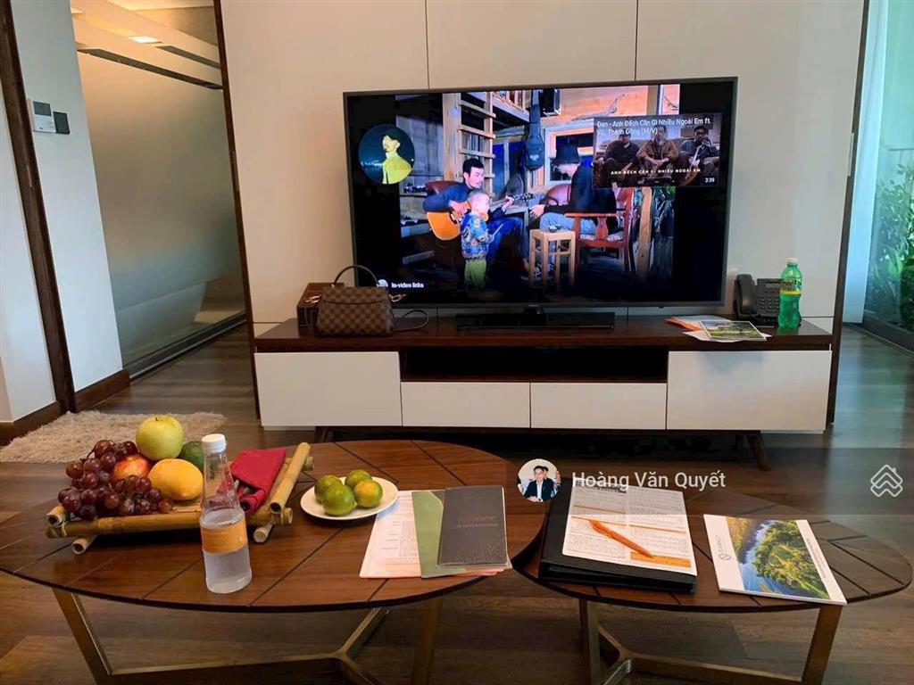 Bán căn hộ 80 m2 sky forest flamingo đại lải sổ lâu dài full đồ 2,9 tỷ view bể bơi.  0962 202 ***