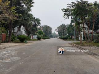Bán biệt thự xây thô 420m2 khu đô thị long việt hướng đb đường 19,5m giá rẻ 69tr/m2.  0962 202 ***