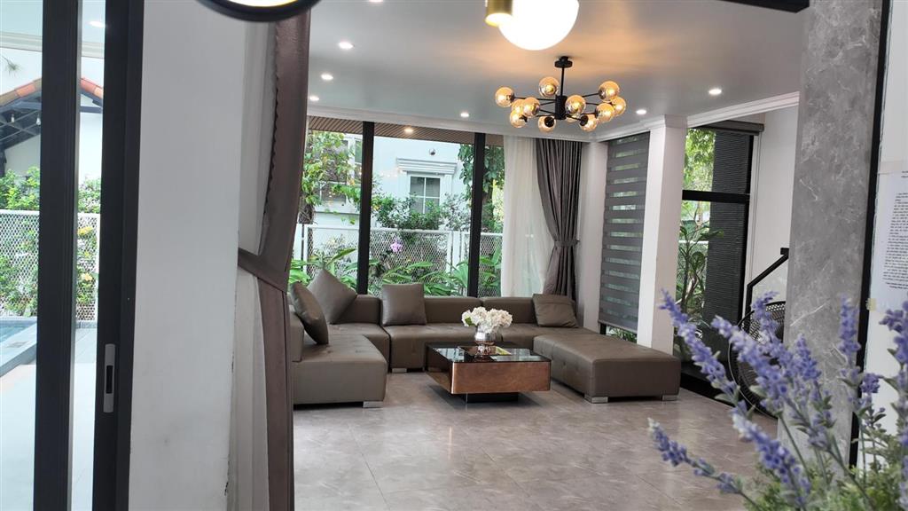 Biệt thự mặt hồ 305m2 flamingo đại lải resort sổ lâu dài sẵn nội thất giá tốt.  0962 202 ***