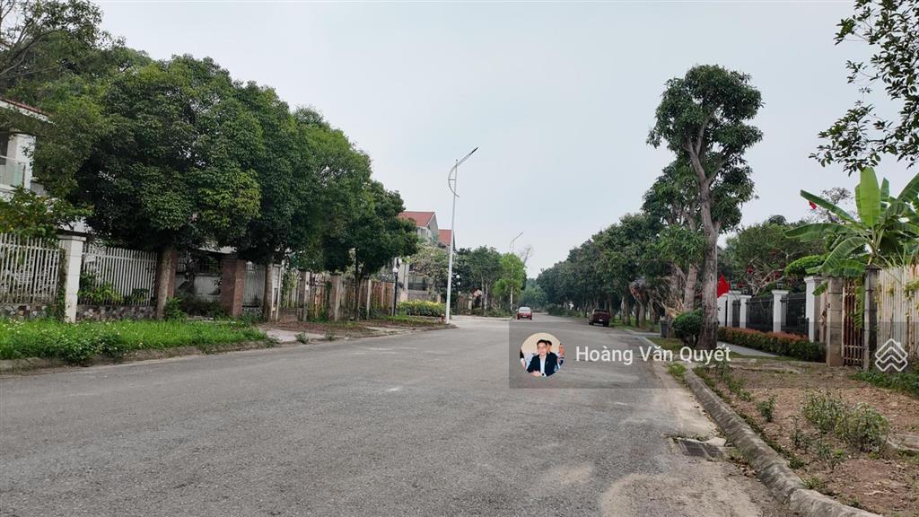 Bán lô đất 348m2 khu đô thị long việt sẵn sổ sang tên gần vin bắc hồng. giá 60tr/m2.  0962 202 ***