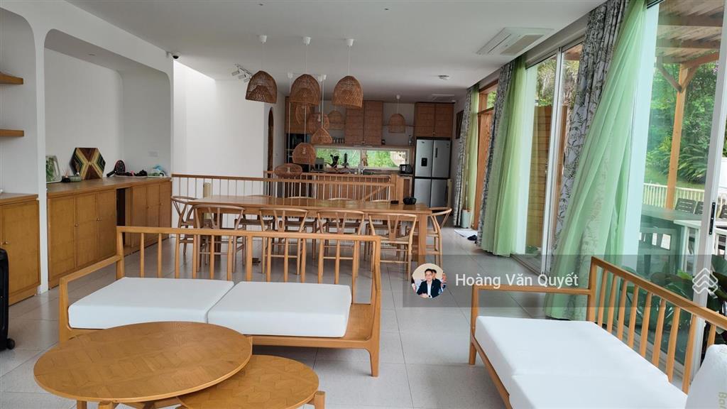 Bán biệt thự 180m2 3pn venus resort đồ mới tinh, có thêm đất sân vườn rộng 7,8 tỷ.  0962 202 ***