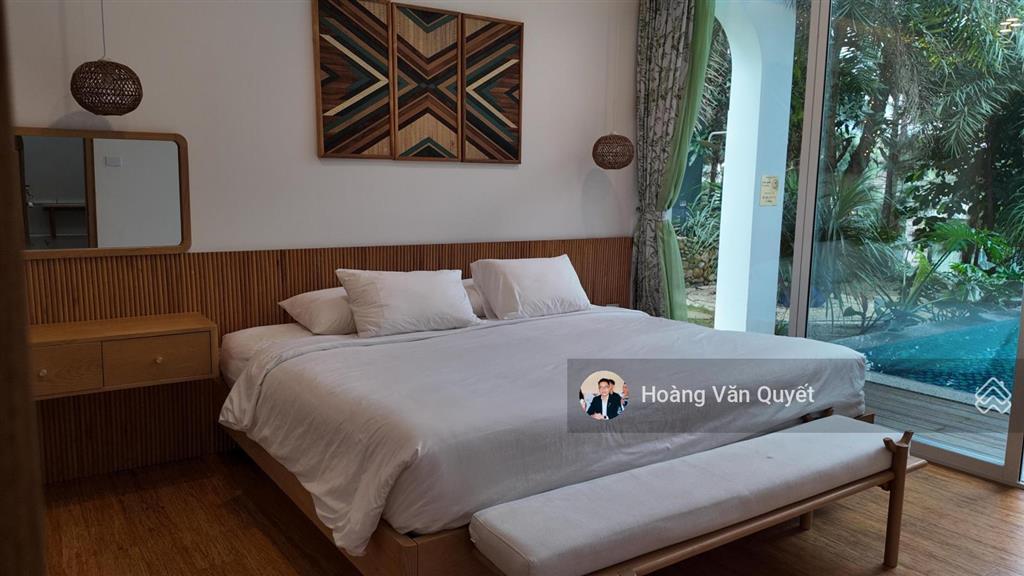 Bán biệt thự 180m2 3pn venus resort đồ mới tinh, có thêm đất sân vườn rộng 7,8 tỷ.  0962 202 ***