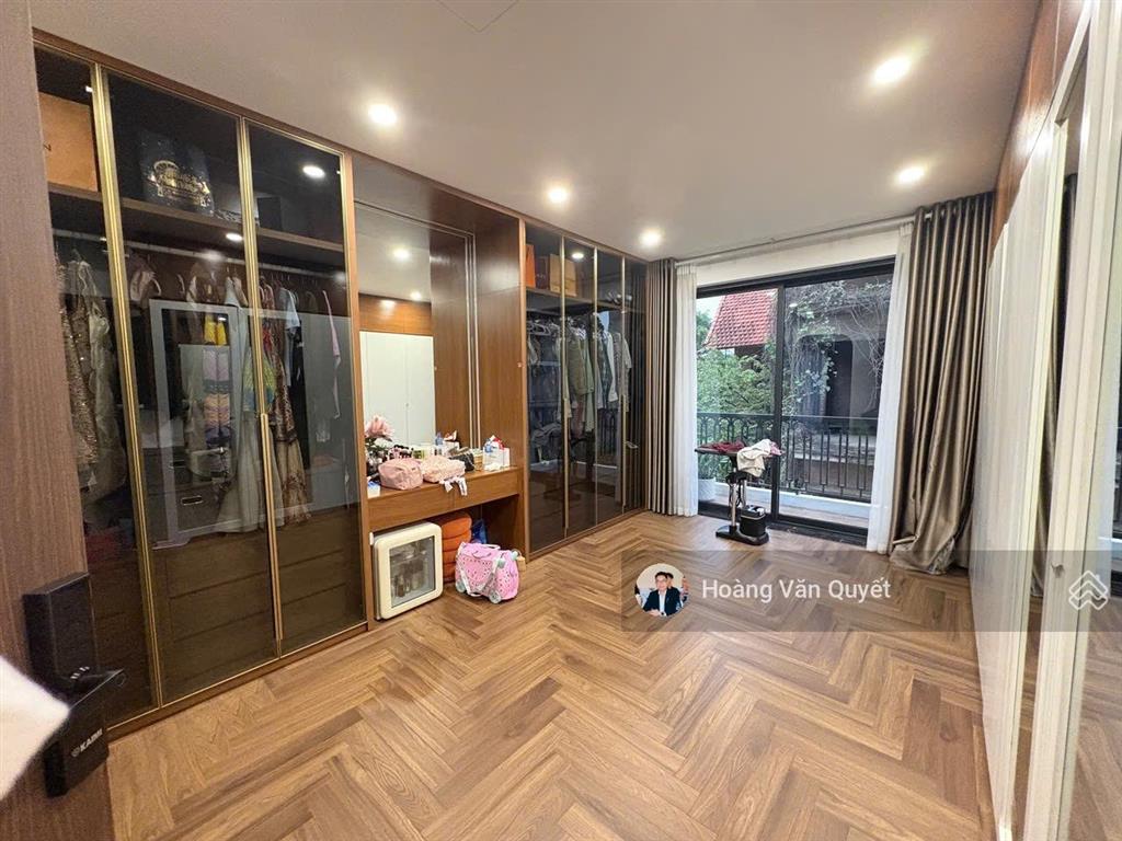 Bán biệt thự hoàn thiện 363m2 vinaconex2 nội thất mới 4pn đường 19,5m giá 58tr/m2.  0962 202 ***