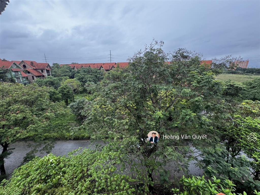 Bán biệt thự view công viên vinaconex2 382m2 hướng nam đường 11.5m sẵn sổ giá 60tr/m2. 0962 202 ***