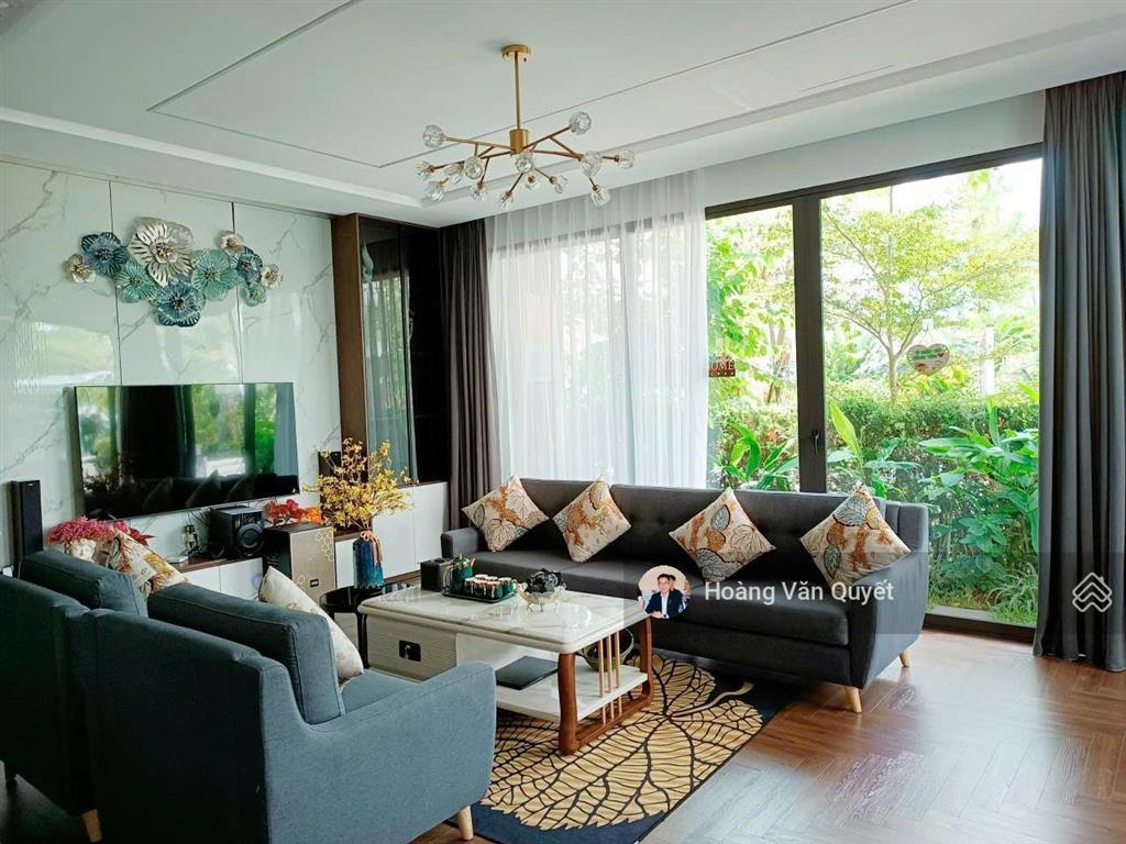 Cần bán gấp biệt thự greenvillas 150m2 3 tầng 3 phòng ngủ sổ lâu dài view đồi thông.  0962 202 ***