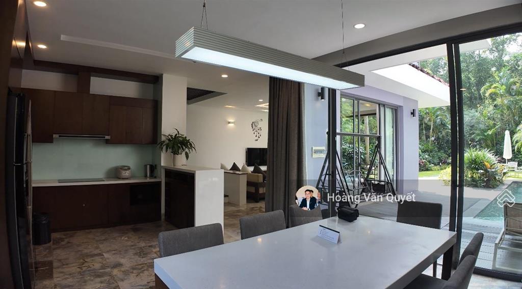 Bán biệt thự flamingo đại lải 242m2 sổ lâu dài vườn rộng đẹp, nội thất mới 13,5 tỷ.  0962 202 ***
