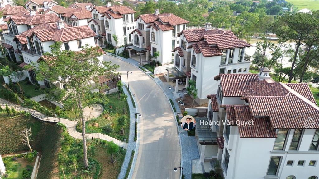 Chuyển nhượng biệt thự 190m2 thanh xuân valley nhận nhà hoàn thiện luôn, giá 13,6 tỷ.  0962 202 ***