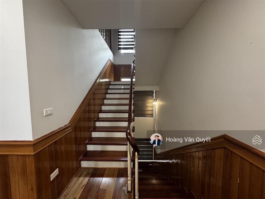 Biệt thự 242m2 hoa bằng lăng khu đô thị long việt nội thất đẹp xịn, giá bán 19,9 tỷ.  0962 202 ***