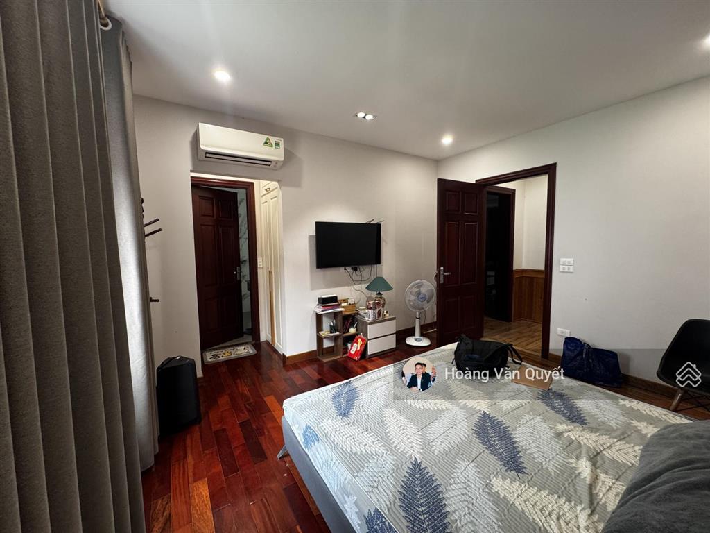 Biệt thự 242m2 hoa bằng lăng khu đô thị long việt nội thất đẹp xịn, giá bán 19,9 tỷ.  0962 202 ***