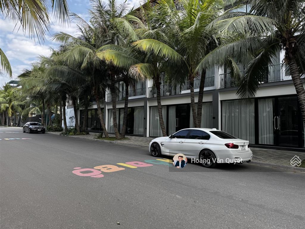 Bán shophouse song lập 147m2 flamingo đại lải 4 tầng xây thô giá 7,5 tỷ sổ lâu dài.  0962 202 ***