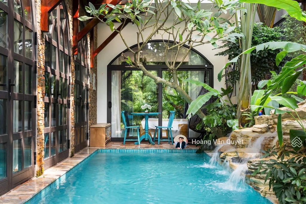 Bán biệt thự 180m2 venus resort 4 ngủ nội thất mới đẹp,cho thuê tốt tỷ lệ lấp đầy cao. 0962 202 ***