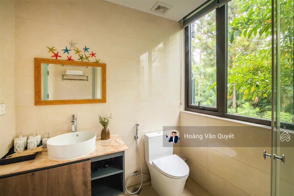 Bán biệt thự 180m2 venus resort 4 ngủ nội thất mới đẹp,cho thuê tốt tỷ lệ lấp đầy cao. 0962 202 ***