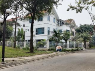 Bán biệt thự góc 237m2 view đồi thông, nhà hoàn thiện và cho thuê. giá bán 6xtr/m2 gặp chính chủ