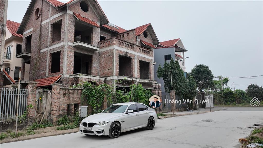 Bán biệt thự song lập 182m2 xây thô khu đô thị quang minh giá 11,8 tỷ hđmb.  0962 202 ***
