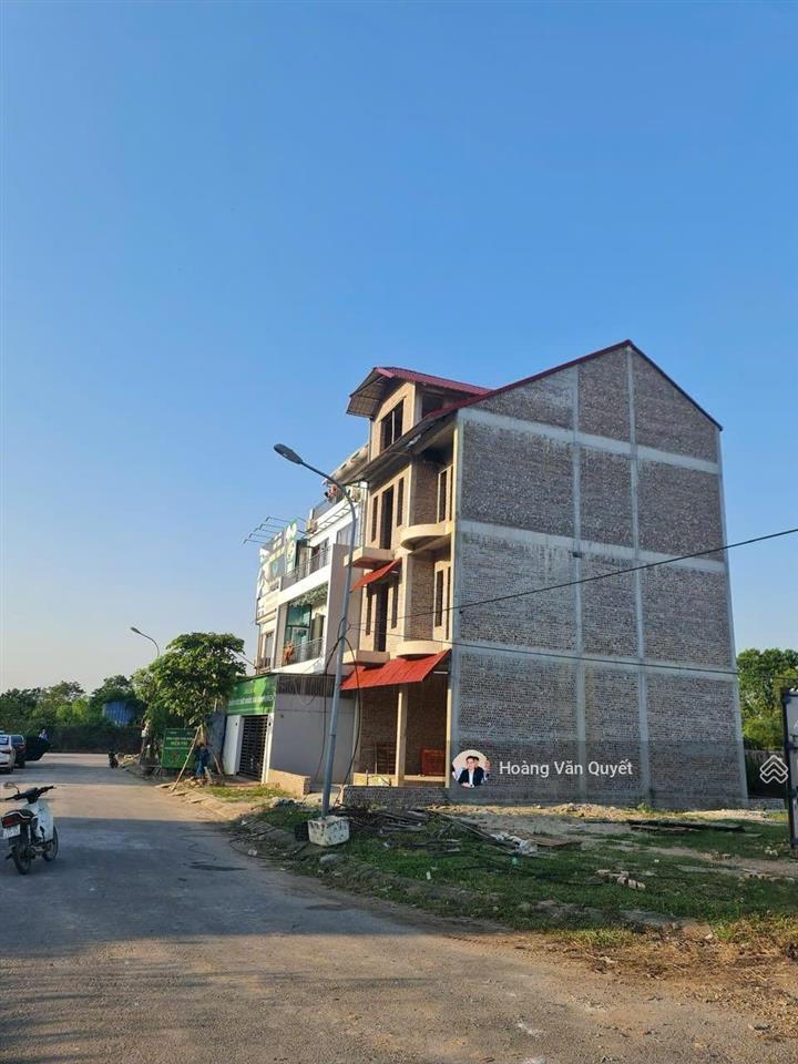 Bán cắt lỗ liền kề 120m2 kđt chi đông xây thô 4 tầng mặt tiền 8m đường 10m giá 6,x tỷ. 0962 202 ***