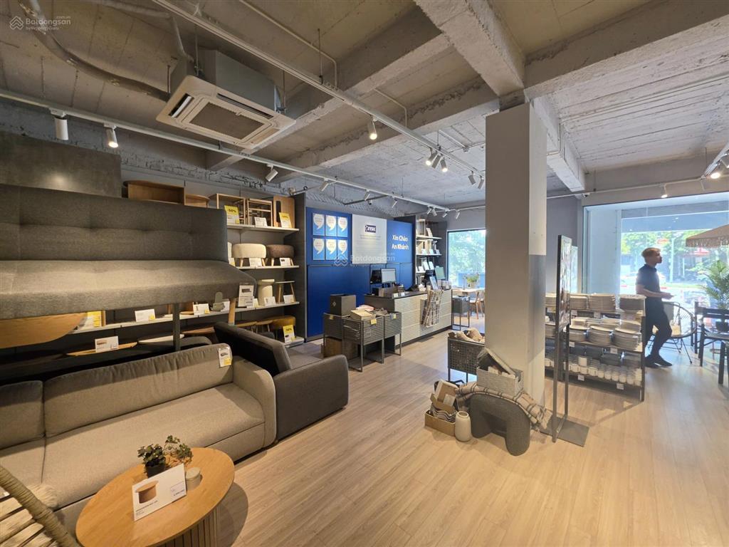Bán căn shophouse a10 ô 47 mặt đường lê trọng tấn