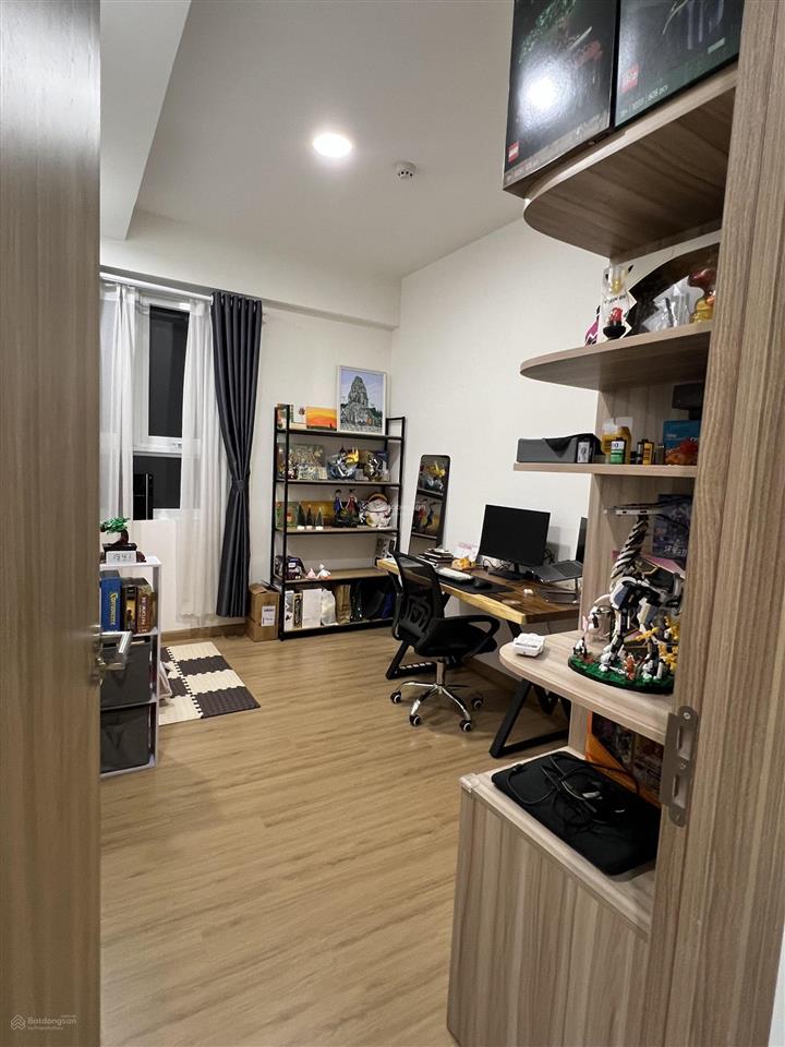 Bán ch lavita charm, 4,5 tỷ, 2pn2wc  68,5m2, căn góc đẹp view landmark81